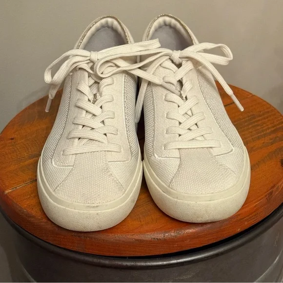 Rothy's The Lace Up Sneaker in the Golden Metallic color Women’s size 7 - Picture 5 of 11